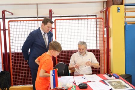 V veliki telovadnici na OŠ Marije Vere zdaj z odlično razsvetljavo (4)